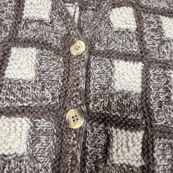 VTG Check Sweater Vest Sz.M Tan Cream Wool Hand Knit Cottage Academia Grandma - Picture 6 of 11